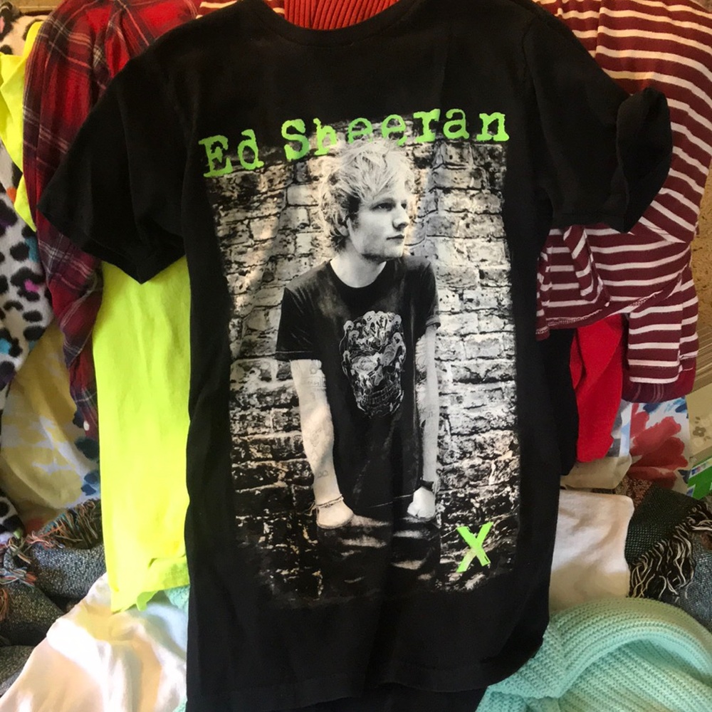 Ed sheeran X shirt hot topic